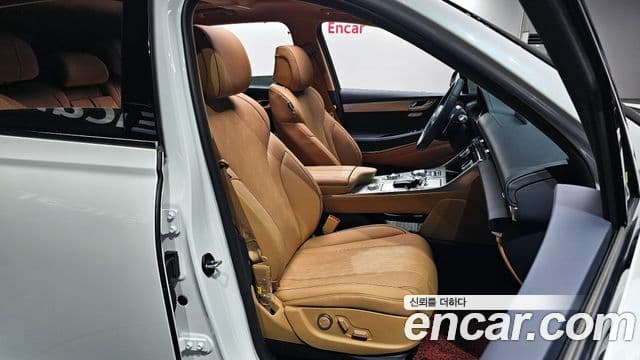 Genesis GV80 2.5 T Gasoline AWD 2023 — фото 1