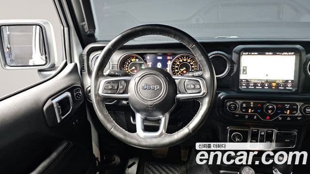 Jeep Wrangler 2.0 Overland 4-door 2022 — фото 1