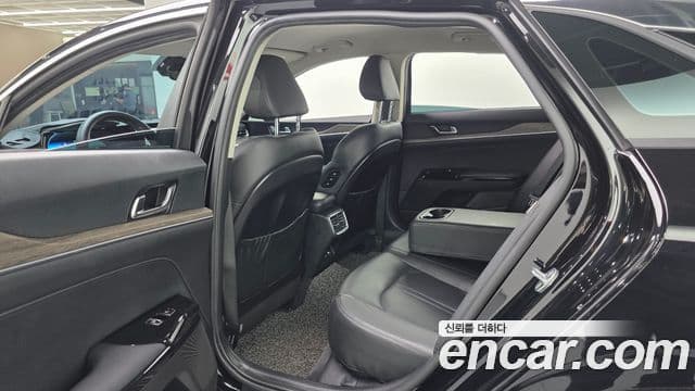 Kia K5 1.6 Turbo Noblesse 2021 — фото 1
