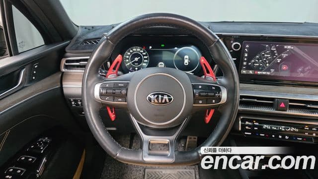 Kia K5 1.6 Turbo Signature 2021 — фото 1