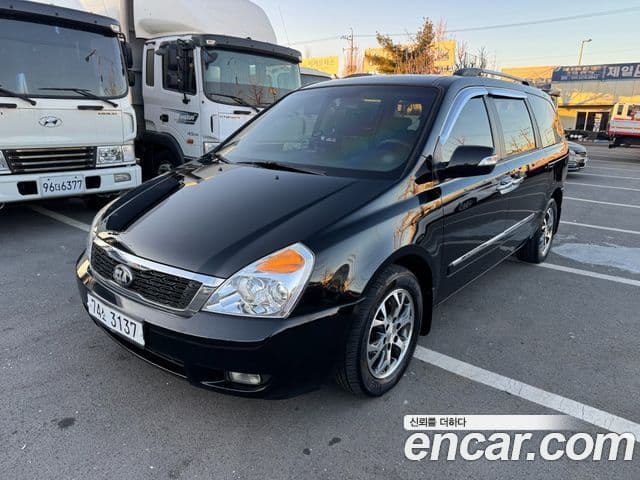 Kia Carnival R Grand Carnival GLX Top Grade 2014