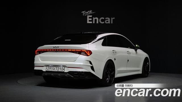 Kia K5 1.6 Turbo Signature 2020 — фото 1