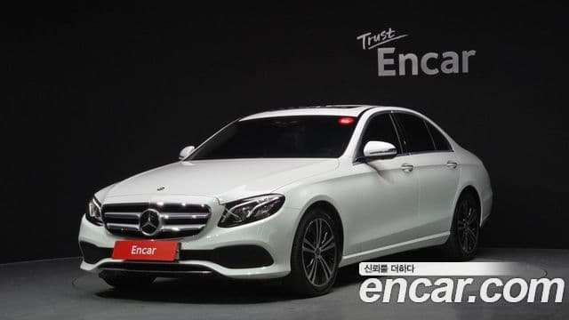 Mercedes-Benz E-Class W213 E300 Avant-garde 2020