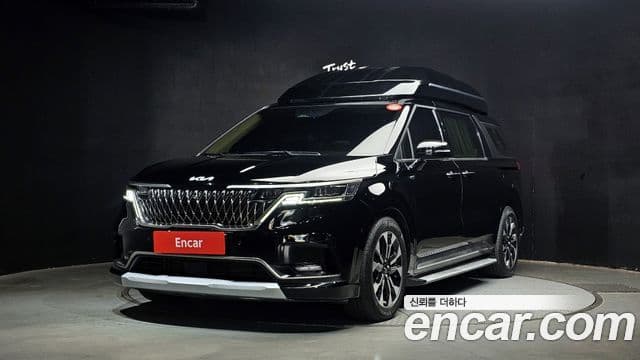 Kia Carnival 4 Gen Gasoline 4 seater Limousine Signature 2023