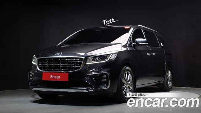 Kia New Carnival 9 seater Prestige 2019