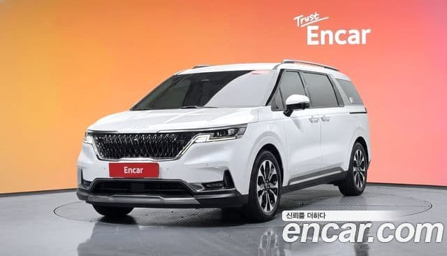 Kia Carnival 4 Gen 9 seater Noblesse 2022