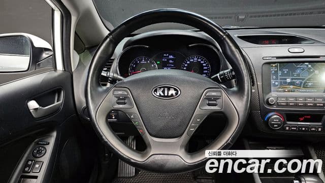 Kia K3 Luxury 2013 — фото 1