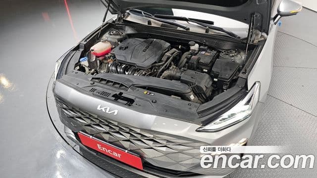 Kia K8 2.5 Gasoline 2 WD Noblesse 2022 — фото 1