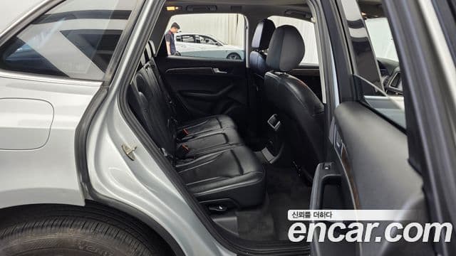 Audi Q5 2.0 TDI Quattro Dynamic 8 R 2012 — фото 1