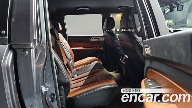 KG Mobility Ssangyong Rexton Diesel 2.2 4 WD Noblesse 2018 — фото 1