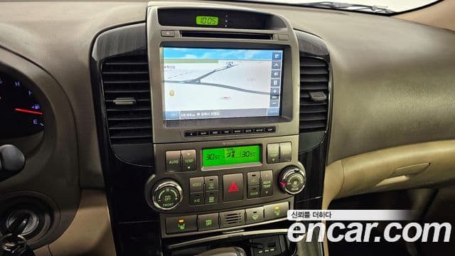 Kia Canival Grand Carnival GLX Premium 2013 — фото 1