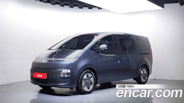 Hyundai Staria Tourer 9 seater Modern 2025