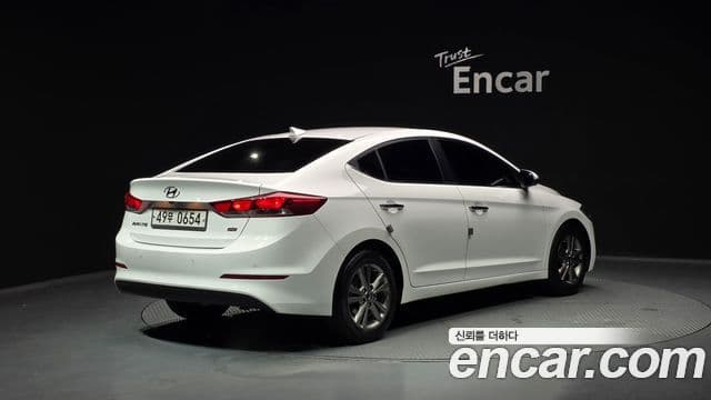 Hyundai AVANTE 1.6 GDI Modern 2016 — фото 1