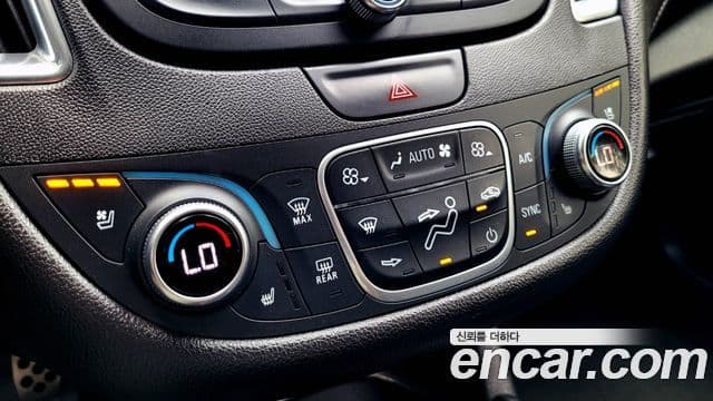 ChevroletGMDaewoo Malibu 2.0 Turbo Perfect Black 2017 — фото 1