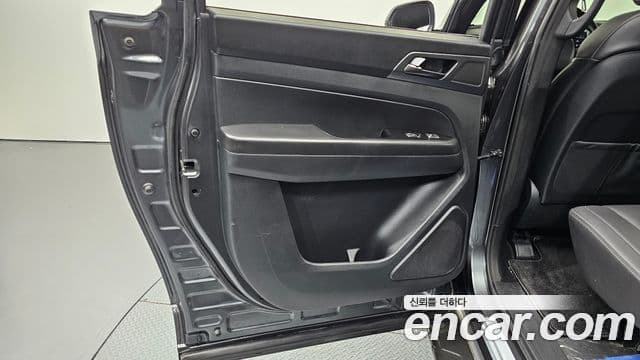 KG Mobility Ssangyong Rexton Diesel 2.2 4 WD Prestige 2023 — фото 1
