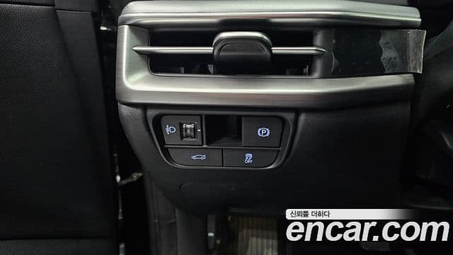 Hyundai Grandeur 3.5 LPG 2 WD Premium 2023 — фото 1