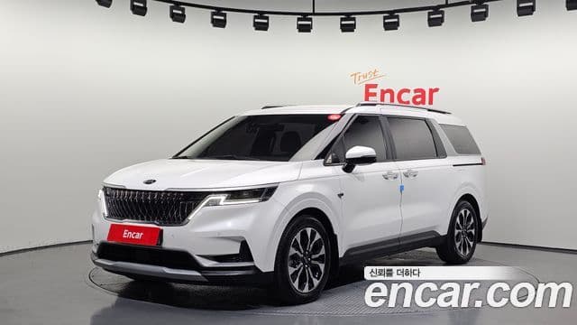 Kia Carnival 4 Gen 9 seater Prestige 2021