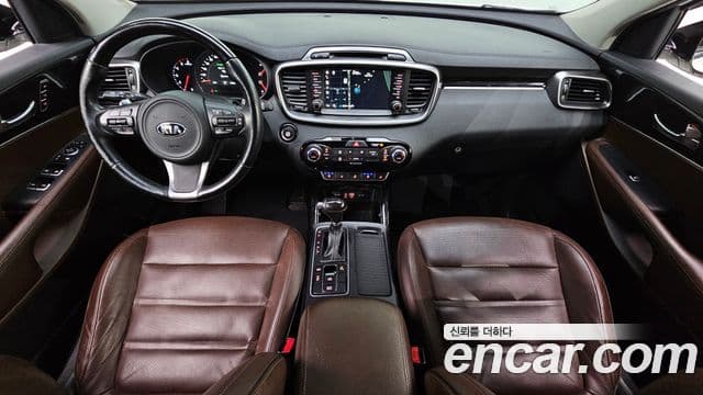 Kia Sorento Diesel 2.0 2 WD Noblesse Special 2016 — фото 1