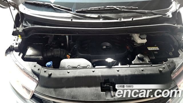 Hyundai Starex Van 5 seater Style 2019 — фото 1