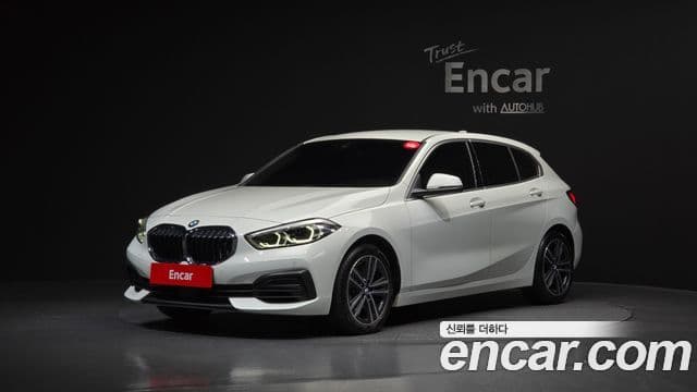 BMW 1 Series (F40) 120 i Advantage 2022