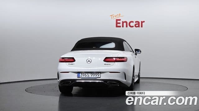Mercedes-Benz E-Class E450 4 MATIC Cabriolet 2022 — фото 1