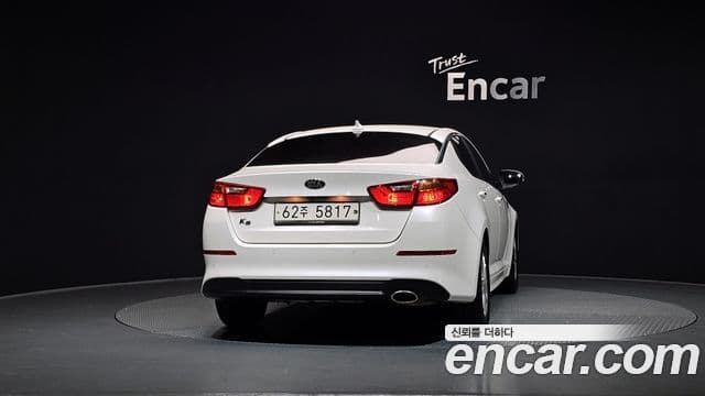 Kia K5 Luxury Standard 2015 — фото 1
