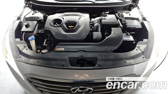 Hyundai Sonata 2.0 Smart 2015 — фото 1