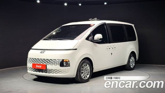 Hyundai Staria Cargo 5 seater Modern 2023