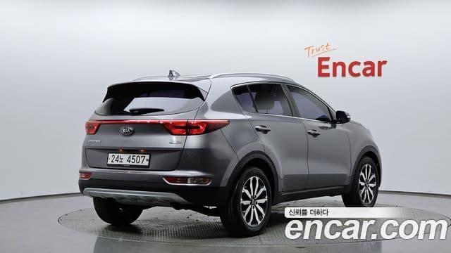 Kia Sportage Diesel 2.0 2 WD Prestige 2016 — фото 1