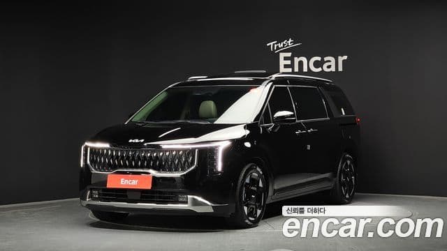 Kia New Carnival 4 Gen 9 seater Signature 2024