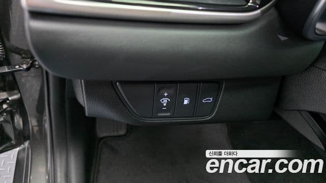 Genesis G70 Gasoline 2.5 T 2 WD 2025 — фото 1