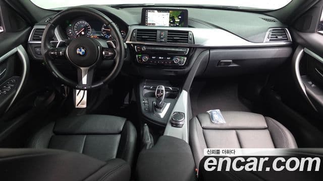 BMW 3-Series 320 i M Sport Shadow 2018 — фото 1