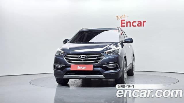 Hyundai Santafe Diesel 2.0 2 WD Exclusive Special 2016 — фото 1