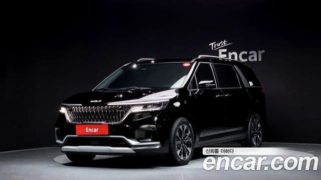 Kia Carnival 4 Gen 9 seater Prestige 2023