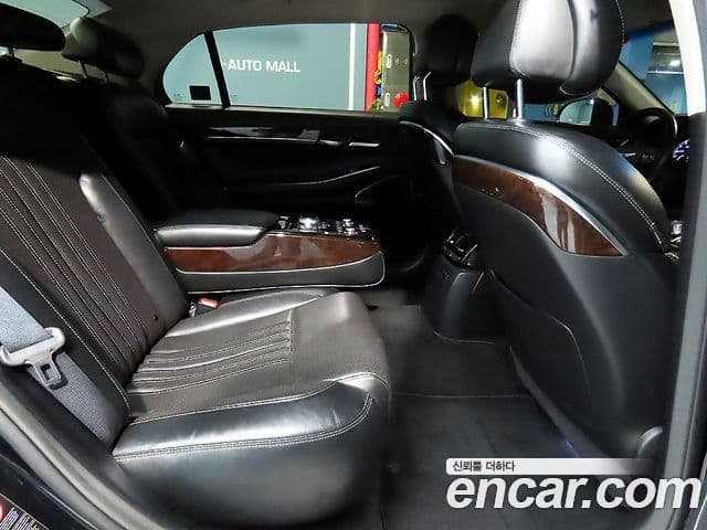 Genesis EQ900 3.3 T-GDI AWD Luxury 2016 — фото 1