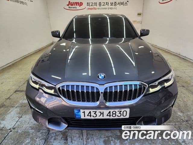 BMW 3-Series 320 i M Sport 2022 — фото 1