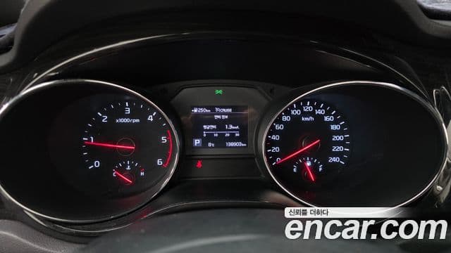 Kia Canival 9 seater Noblesse 2019 — фото 1