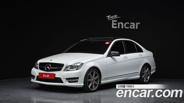 Mercedes-Benz C-Class W204 C200 CGI Avant-garde StylePackage 2013