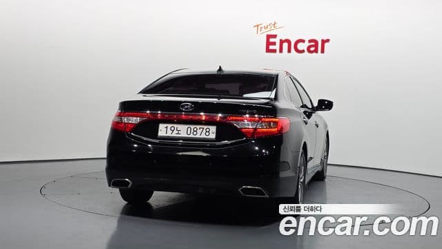 Hyundai Grandeur HG240 Modern Collection 2017 — фото 1