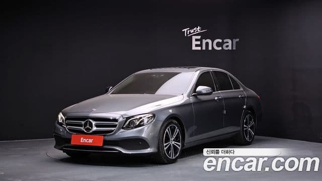 Mercedes-Benz E-Class W213 E300 Avant-garde 2020