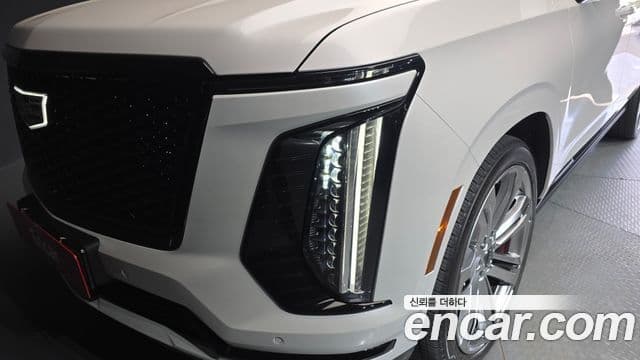 Cadillac Escalade 6.2 ESV ESV Sports Platinum 2025 — фото 1