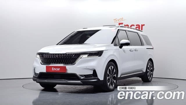 Kia Carnival 4 Gen Gasoline 9 seater Signature 2023