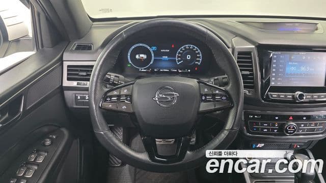 KG Mobility Ssangyong Rexton Diesel 2.2 4 WD Prestige 2023 — фото 1