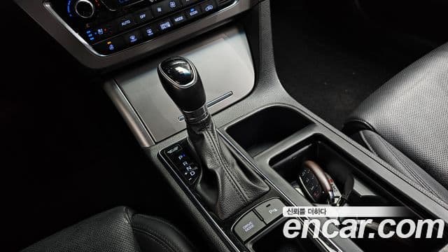 Hyundai Sonata 2.0 HEV Premium 2015 — фото 1