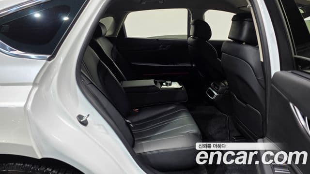 Genesis G80 Gasoline 2.5 Turbo 2 WD 2025 — фото 1