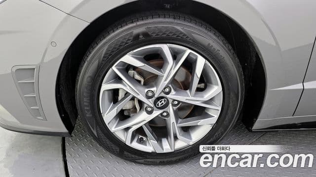 Hyundai Sonata 1.6 Turbo Premium Plus 2022 — фото 1