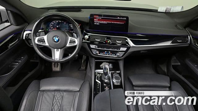 BMW Gran Turismo 620 d M Sport 2021 — фото 1