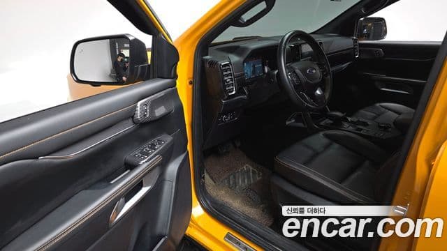 Ford Ranger 2.0 Wildtrack 2023 — фото 1
