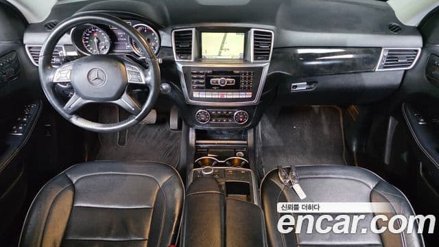 Mercedes-Benz M-class ML350 BlueTEC 4 MATIC 2012 — фото 1