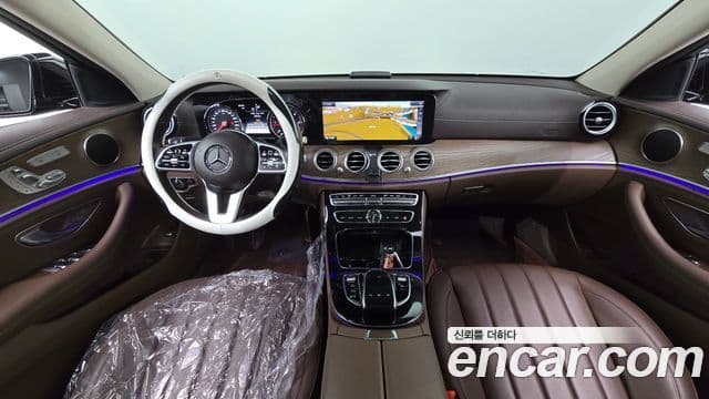 Mercedes-Benz E-Class E220 d 4 MATIC Exclusive 2019 — фото 1
